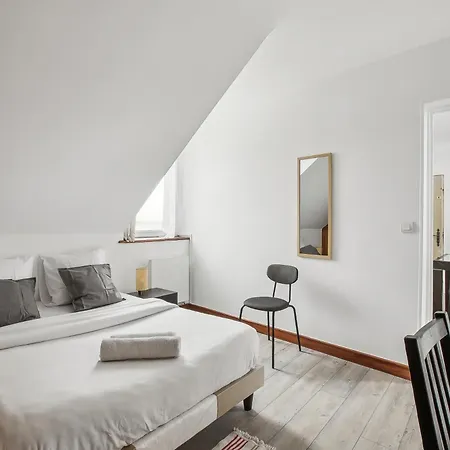 Chic And Comfortable Downtown Apartmán Rosny-sur-Seine