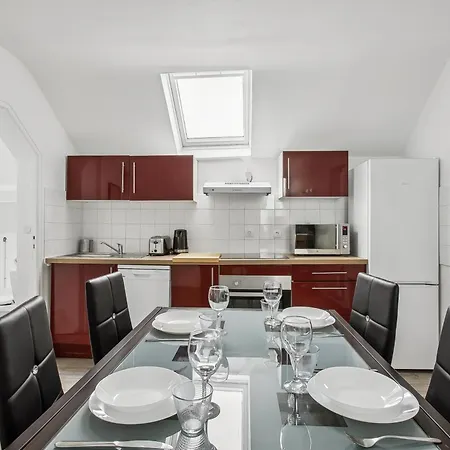 Apartmán Chic And Comfortable Downtown Rosny-sur-Seine